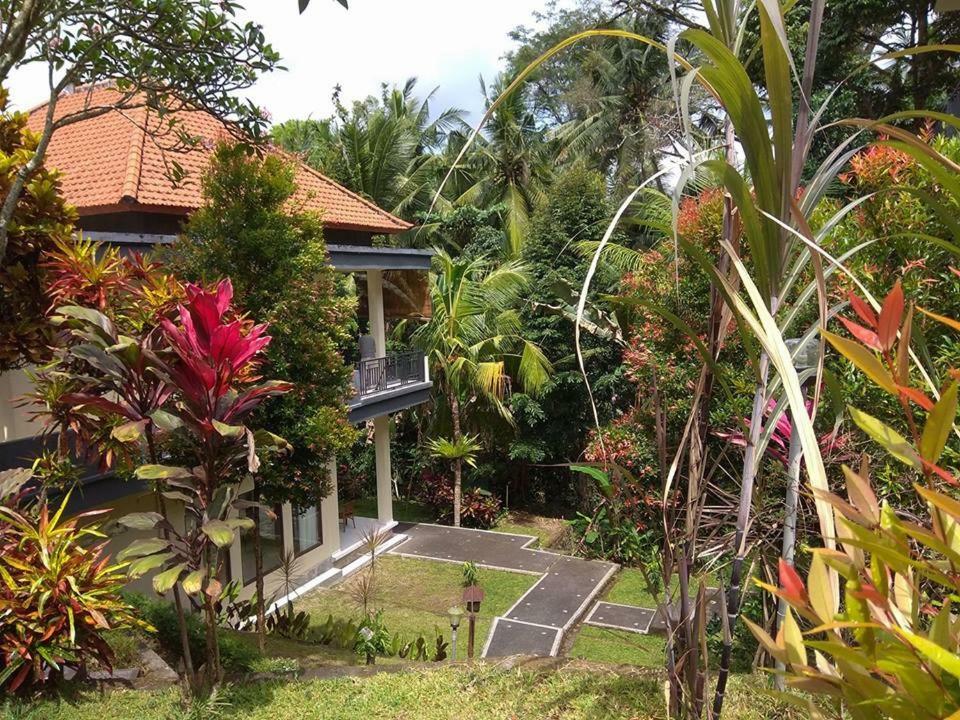 Agung Trisna Bungalows Ubud Buitenkant foto